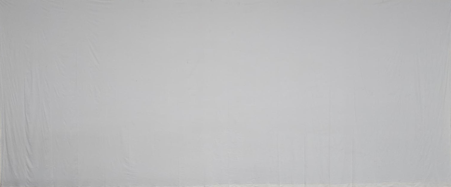White Seamless Muslin Cyclorama Backdrop