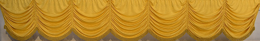 Gold Festoon Damask Border Backdrop